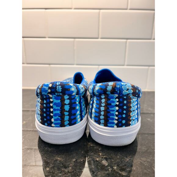 Vera Bradley Women's Canvas Patterned Slip-On Sneakers Casual Blue and Brown 10 - Picture 7 of 11